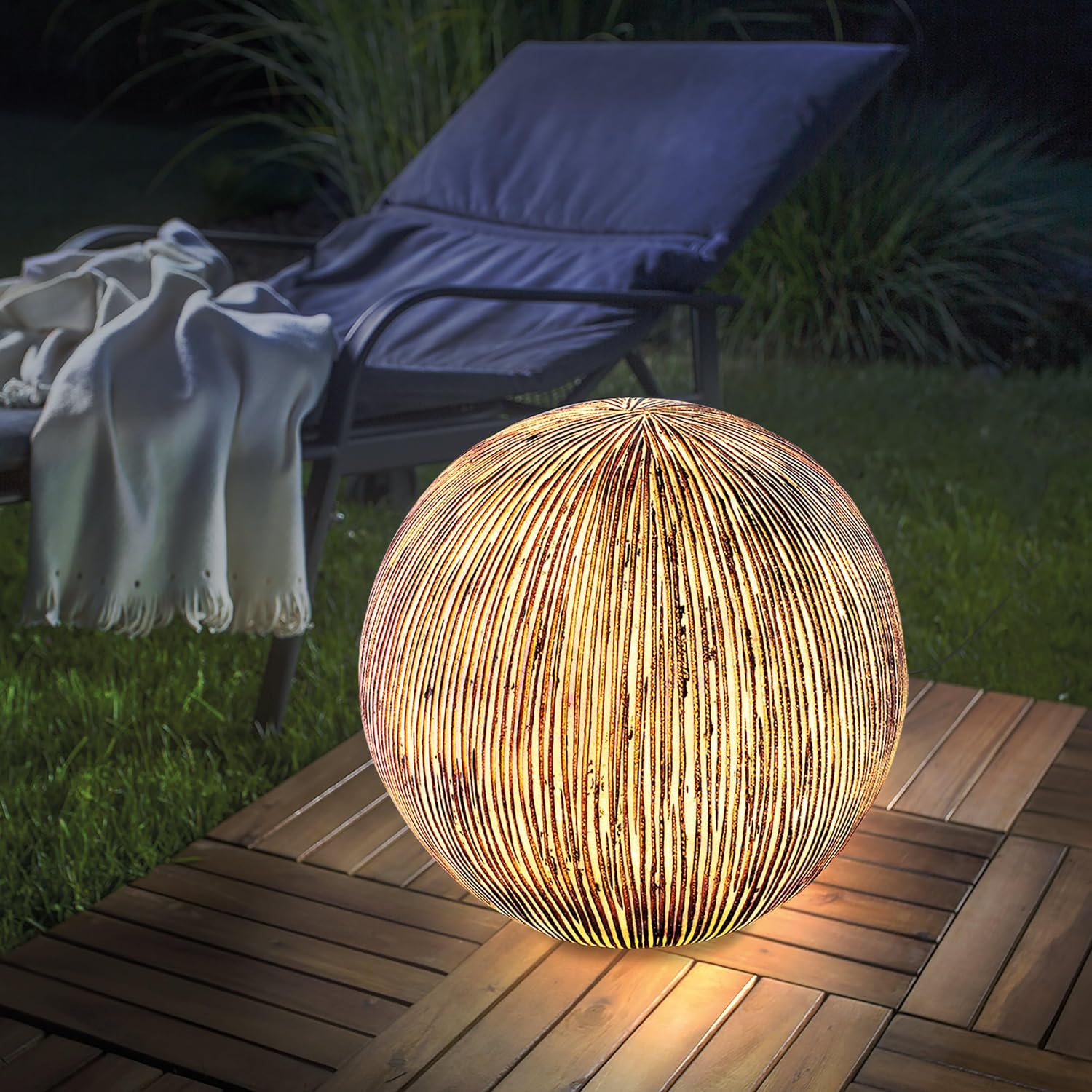Esotec Leuchtkugel Solarkugel für außen, Sandstein-Optik, Solarlampe für außen, Leucht-Kugel Kugelleuchte Solarlampe wetterfest winterfest ⌀=27 cm 102676 — Ansicht 2