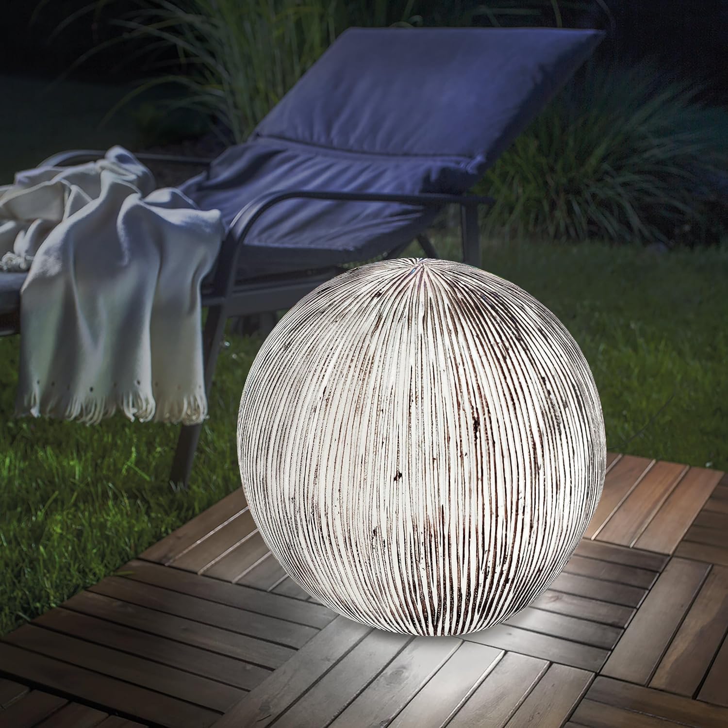 Esotec Leuchtkugel Solarkugel für außen, Sandstein-Optik, Solarlampe für außen, Leucht-Kugel Kugelleuchte Solarlampe wetterfest winterfest ⌀=27 cm 102676 — Ansicht 3