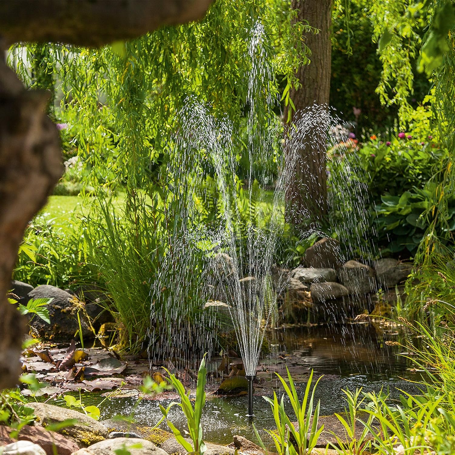 esotec Solar Pumpensystem WATERSPLASH 20/1350, Komplett-Set, Teichpumpe Springbrunnenpumpe, Solarbrunnen Sprinklerpumpe, Direktbetrieb Wasserspiel, Solarmodul 20W, 1,9m 1350l/h IP68 101014 — Ansicht 6