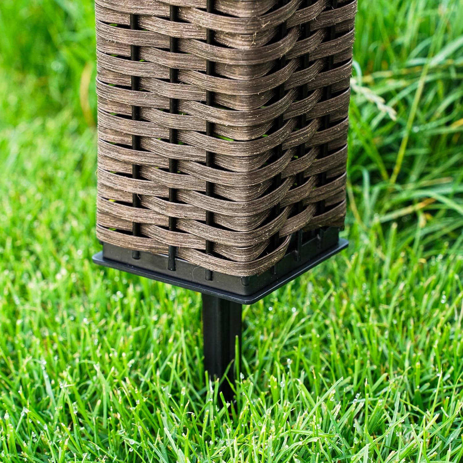 Esotec Solar Standleuchte, Rattan Geflecht, LED, Akku, gleichmäßige Lichtverteilung, Gartenleuchte, Solarlaterne, Wegeleuchte, Solarlichter, wetterfest, Metall, braun, IP34, außen, 102073 — Ansicht 3