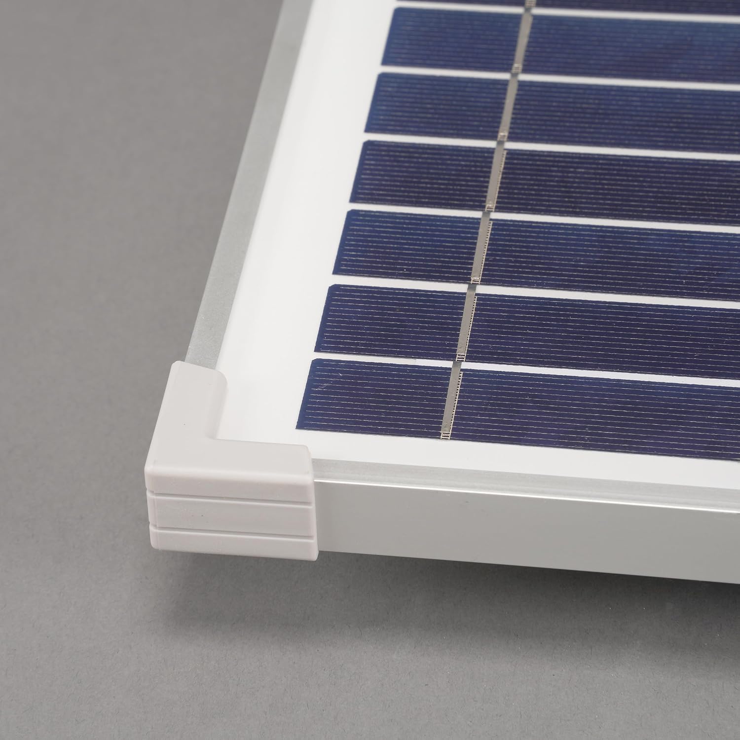 esotec Solar Teichpumpe 160 l/h mit LiFePO4 Akku & LED – Solarbrunnen für Gartenteich & Wasserspiel – 5W Solarmodul, 4 Fontänen 101920 — Ansicht 3