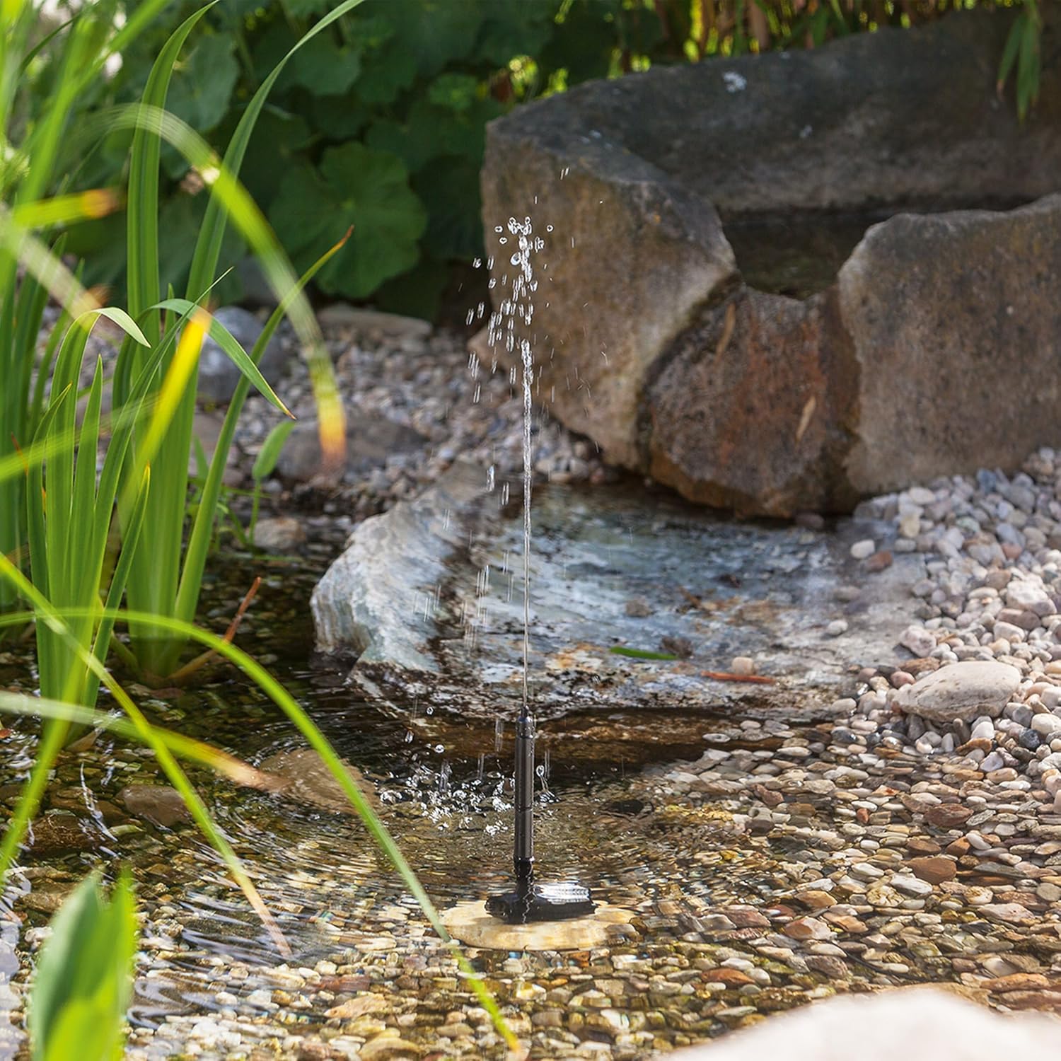 esotec Solar Teichpumpenset 5/250 mit 5 W Solarmodul, Solarbrunnen, Wasserspiel Garten, Solarteichpumpe, Springbrunnen 101763 — Ansicht 5