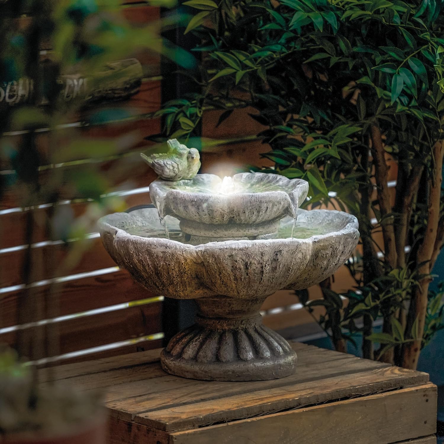 esotec Solarbrunnen Vogelpaar mit LED Beleuchtung, Akku, Solarmodul, USB-Ladung, Timer, Solarmodul, Akku, LED-Licht warmweiß, 5m Kabel, Erdspieß und Wandhalterung, Balkon-Brunnen Outdoor 101379 — Ansicht 6