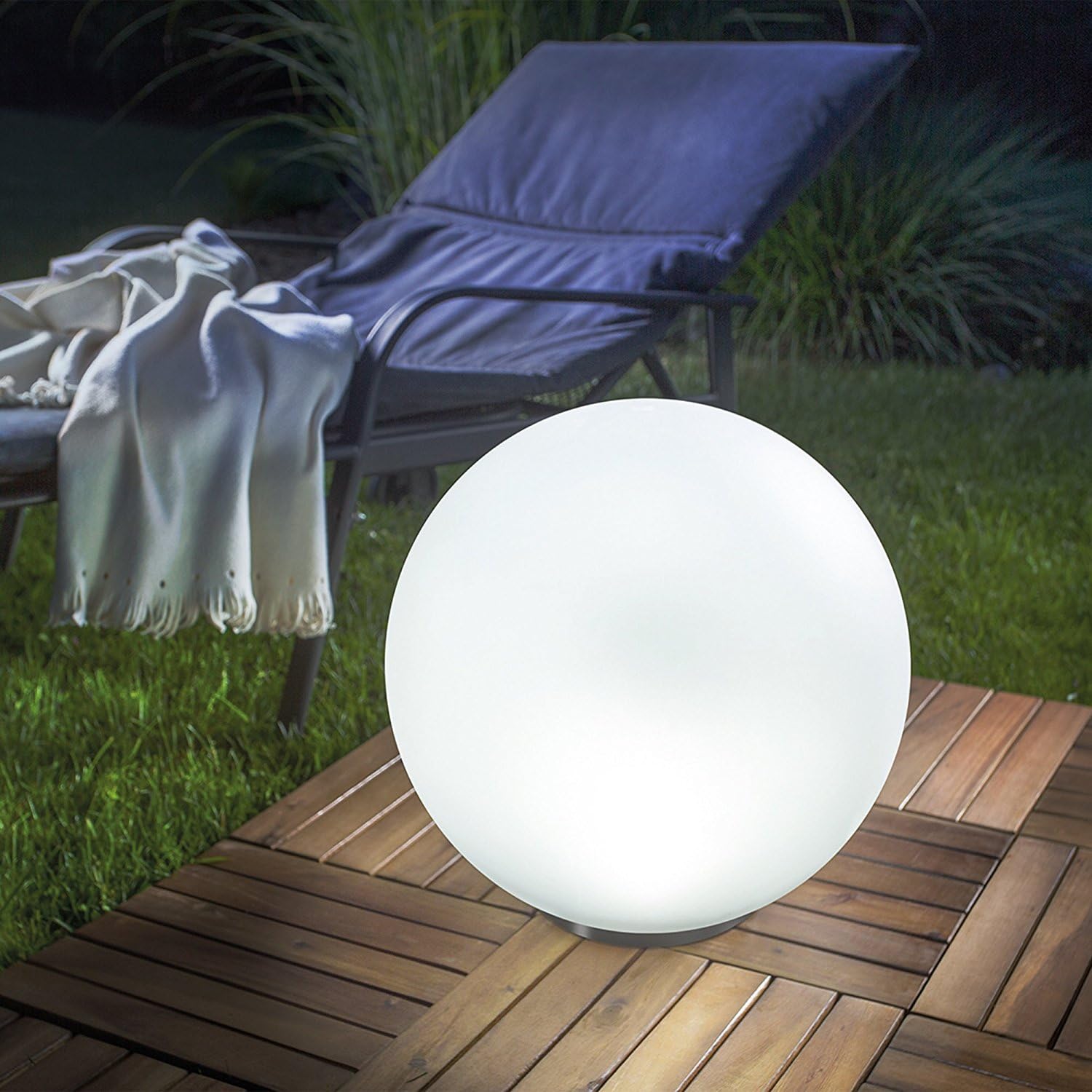 Esotec Solarkugel für den Garten multicolor | LED-Gartenkugel mit AKKU | Bodenleuchten Gartendeko für draußen | Solarleuchten Kugelleuchten 7 Farben 6500K winterfest outdoor ⌀=40cm 102611 — Ansicht 2